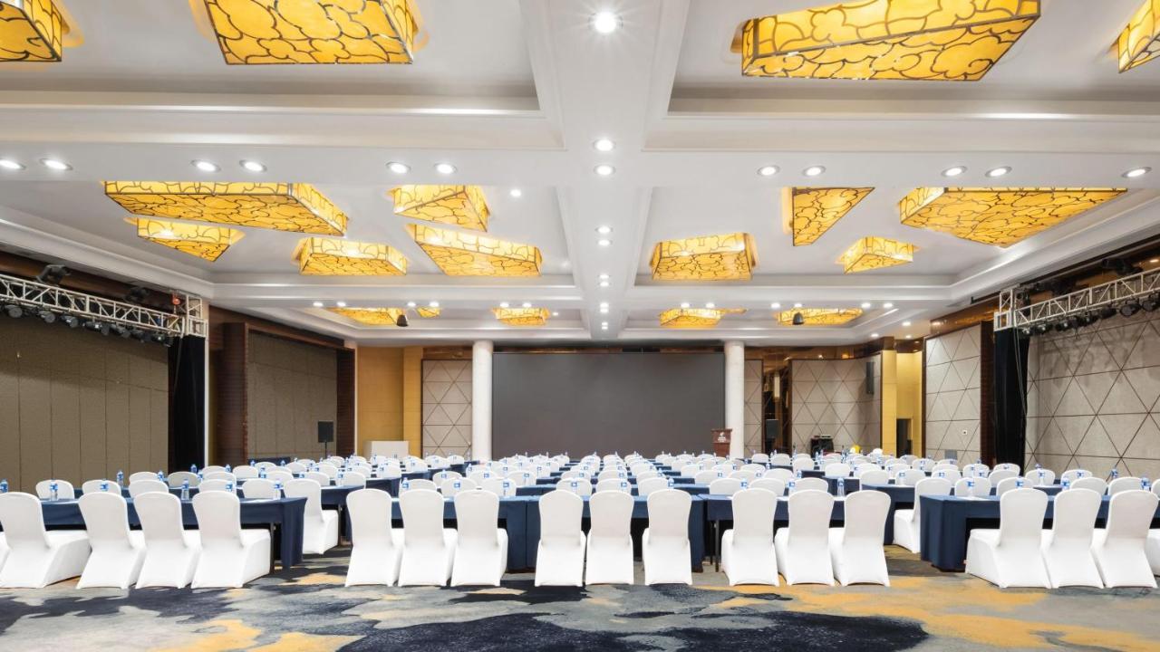 Holiday Inn Shijiazhuang Central By Ihg Kültér fotó